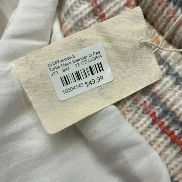 Hem & Thread Sweater Size Small Turtleneck Pastel Boutique Chunky Knit Soft NWT - Picture 11 of 15